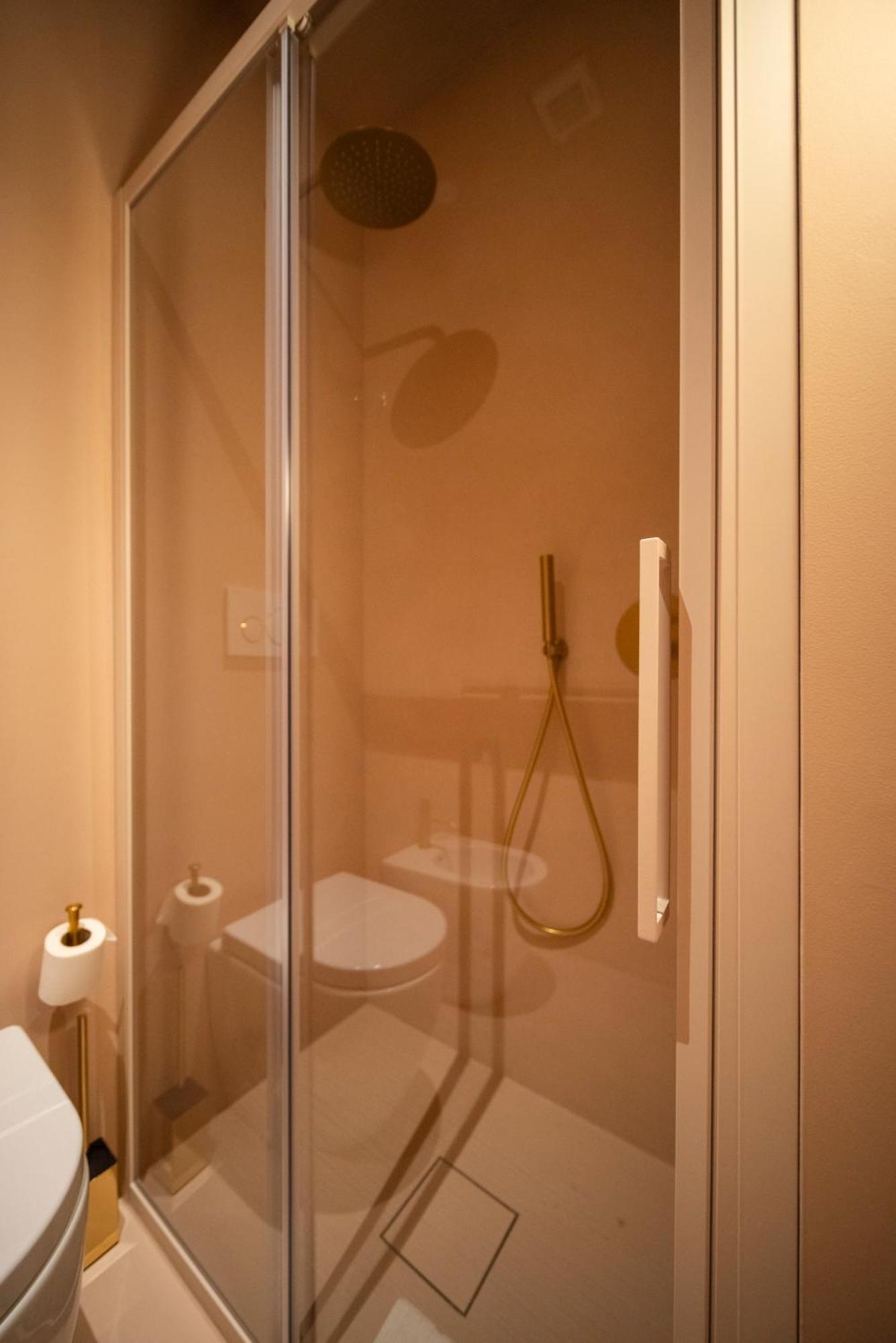Fontana 16 Rooms Mediolan Zewnętrze zdjęcie